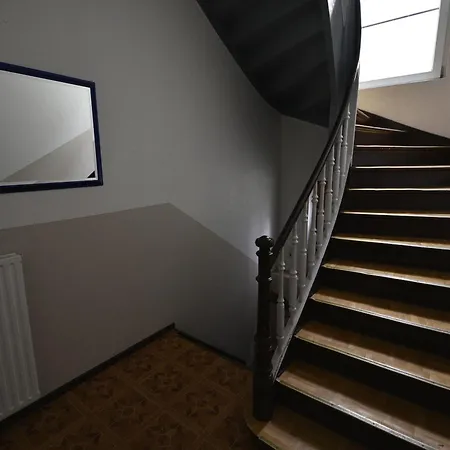 Am Schloss 19 Apartment *